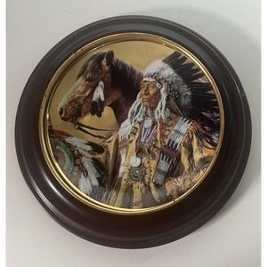 Pride Of The‎ Sioux commemorative plate With Display